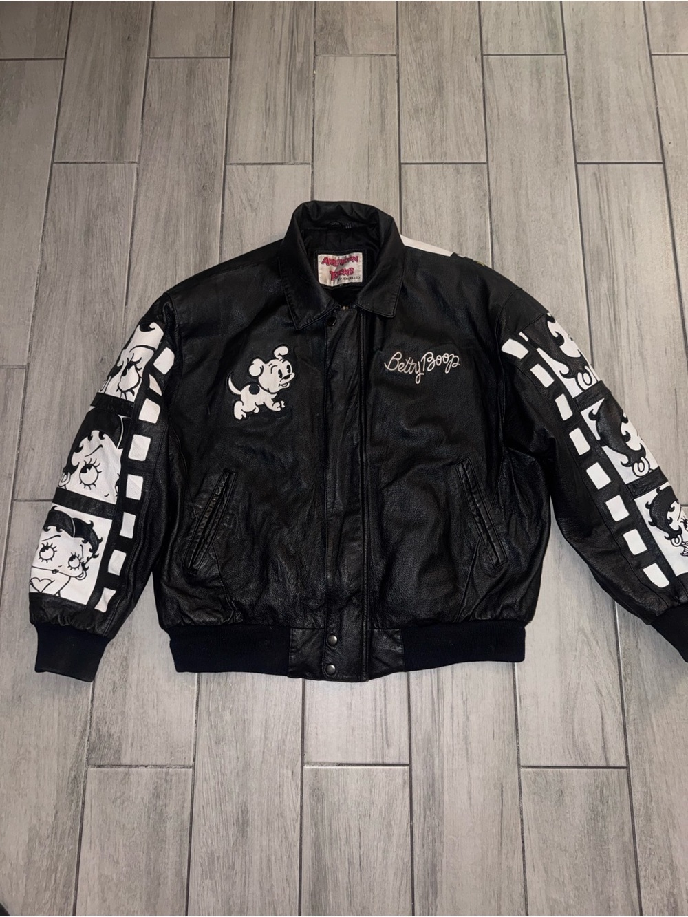 Betty Boop Black & White Graphic Puff Jacket